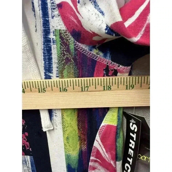 Sportelle Women's Petite S Multicolor Abstract Art‎ & Floral Prints Sweater NWT! - Picture 4 of 6